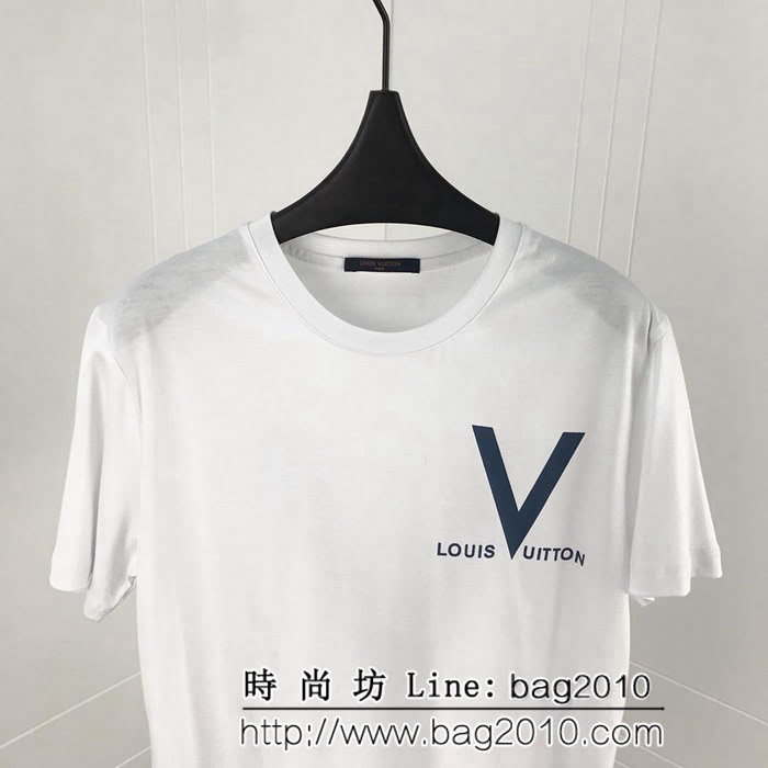 LV路易威登 19ss最新款 前後字母印花 白色短袖 高版本情侶款 男女同款 ydi2383